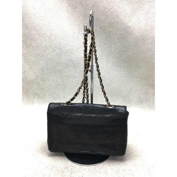 Chanel Leather Matelasse Chain Shoulder Bag - Picture 4 of 6